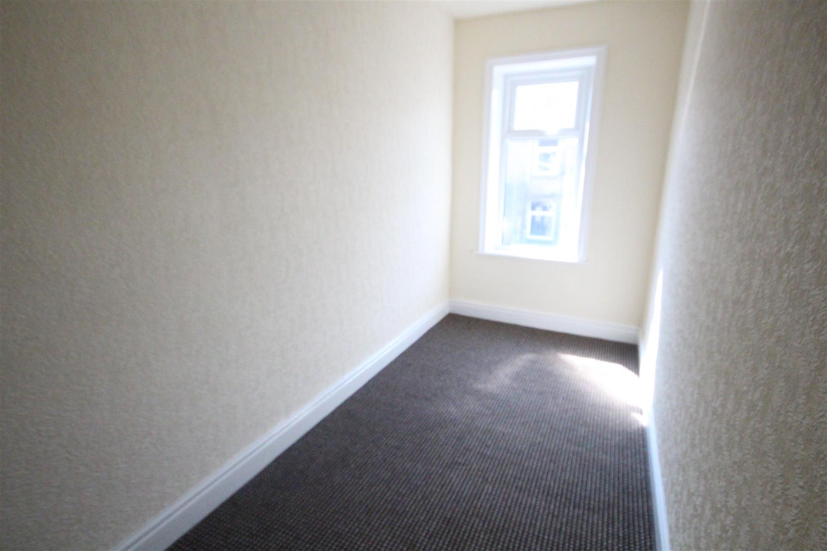 2 bedroom terraced house To Let in Barnoldswick - IMG_2613.jpg